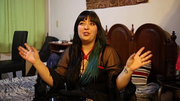 Reyna tirana nos somete con su lujuria imparable – entrevista y clímax en su trono de perversión