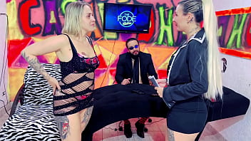 The fode com a patricinha da bucetinha rosinha diguinha dj avaliou a buceta dela com sua língua