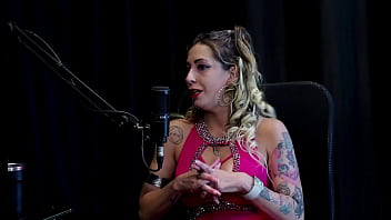 Foi motorista de puta teve o convite pra fazer pornô passou por depressão e quando foi atropelada por um ônibus - julia fontanelli watch sheer red