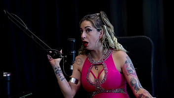 Foi motorista de puta teve o convite pra fazer pornô passou por depressão e quando foi atropelada por um ônibus - julia fontanelli watch sheer red