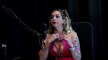 Foi motorista de puta teve o convite pra fazer pornô passou por depressão e quando foi atropelada por um ônibus - julia fontanelli watch sheer red