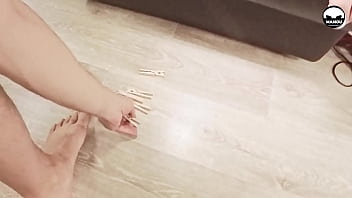 Mamou avec mélania torres bande annonce 2 3 je mets des pinces à linge sur les cuisses d'une jeune soumise de 18 ans pour son premier porno