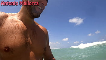 Big white bubble butt italian at public beach
