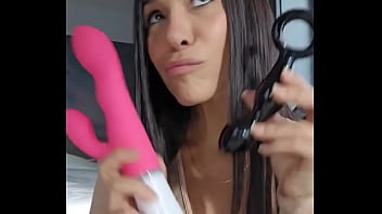 Today i have two toys with me that i would try come in my fan club and choose which one⬇️ link in comments