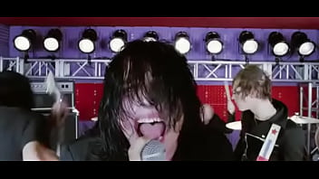 Juicy emos at school and then they stand up for themselves against their juicy bullies by defeating them