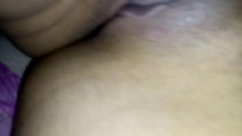 Masturbação da esposa enquanto o esposo filma