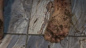 For foot fetish lovers feet dirty with dirt bugs bunny pose hits with a rule in a sole of foot