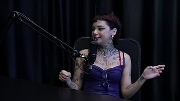 Começou fazendo fotos sensuais conversou no seu primeiro atendimento explicou sobre sg sempre foi safada e transou na rua - annie clementine watch sheer red