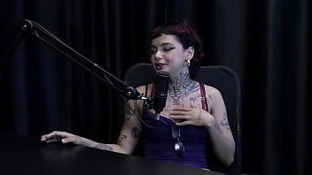 Começou fazendo fotos sensuais conversou no seu primeiro atendimento explicou sobre sg sempre foi safada e transou na rua - annie clementine watch sheer red