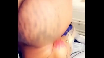 Rt spr burnaboy music & my pussy both poppin make sure y’all retweet this pussy oooo deeeee