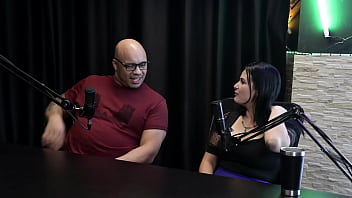 O menage ficou melhor o swing é mais respeitoso falaram das baladas e explicam aos casais sobre as casas - casal hush watch sheer red