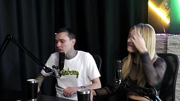 Eles explicam o por quê escolheram seus nomes e resolveu seus problemas entrando no pornô - yasmin paris & ktal vagabundo do bom sheer red