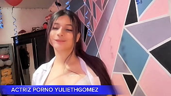 Naughty girl came to provoke me with a short dress without panties moved her ass on the stick and it came out casero real