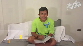 Mira la escena "diario de una pasión gay latino" con beto scopz betox1990 y prince boy giancoflores hotboyssite encuentr