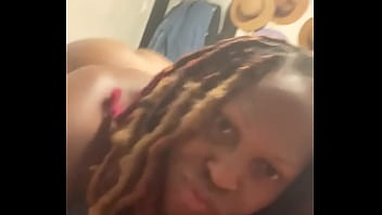 #ebonytwerking #bigbootyebony #ebonyass #ebonybigbooty #bigbooty #bootymen #twerk #twerking #nakedtwerk #fatass #assshakin