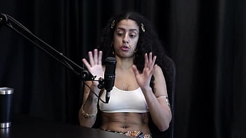 Gosta de sentir o pau entrando começou a cobrar pela sua paciência tirava foto pelada pra tocar siririca e prostituição é pra quem gosta de gente - bibi hourani watch sheer red