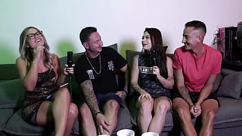 Safada mostra a buceta depois de falar que gostou de fazer o fetiche do dpv teve que gemer adora sentar e se excita na chupada - bruno abate e jenni faria watch sheer red
