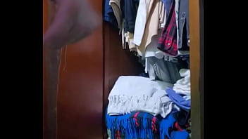 Imagina o tesão que tô última vez que dei foi dia 22 de dezembro cu já fechou ninguém de são paulo afim de