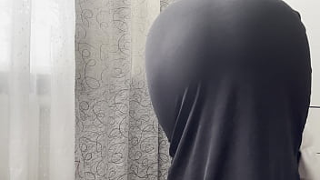 Friend's arab wife showed her ass and pussy on camera