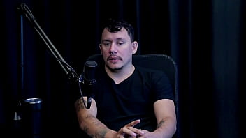 Conheceu a santa caliente teve que aprender as posições de atores os problemas que teve com a família ficou decepcionado e o fetiche com trans - tiago oliveira watch sheer red