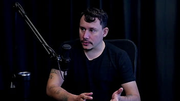 Conheceu a santa caliente teve que aprender as posições de atores os problemas que teve com a família ficou decepcionado e o fetiche com trans - tiago oliveira watch sheer red