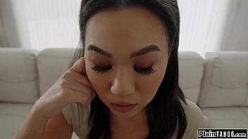 Petite small tits asian kimmy kimm wants to break up with the feels guilty and agrees to having was that a smart thing to do