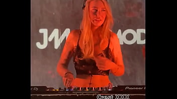 #karliekloss #dj #pornstar #party #performance #blonde #adultstar #famouspornstar #analsex #bbc #blocked #famou
