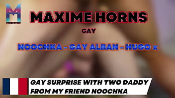 Quand noochka2 m’a bandé les yeux je ne savais pas que j'allais devenir le jouet de deux daddy insatiables pla