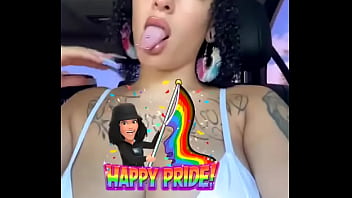 Chicago pride bound️ #pride #chicago #bisexual #puertorican #booty #curls #beauty #tits #natural