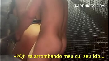 Tbt de carnaval fui no banheiro do role e acabei sendo enrabada levei tanto tapa na bunda e bombadas que quando abri a p