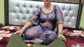 Indian desi bhabhi ny dever ka lund mu mai dal k chusa aur gand chudvai best blowjob hindi audio