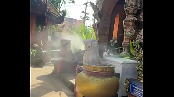 Do you like how this temple looks wow thailand has so much to offer the amazing temples are truly a sight to beh