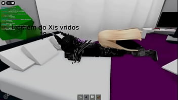 Loira grande foi fodida brincando com o homem do xis vridos aprendendo a liçao no grande brookhaven pornblox