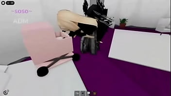 Loira grande foi fodida brincando com o homem do xis vridos aprendendo a liçao no grande brookhaven pornblox