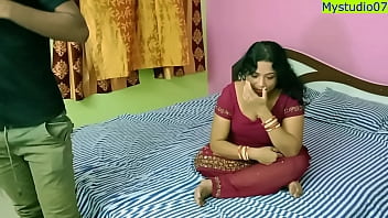Desi bhabhi needs more sex her boyfriend cant fuck