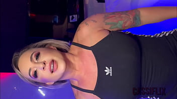 Fiz uma live com meus fãs e eles enlouqueceram curtam esse momento delicioso assista completo no cassiflix