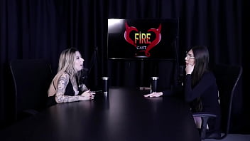 Nunca deu liberdade para a família a mãe não gosta de sexo a diferença do garganta profunda - melina khalifa watch sheer red
