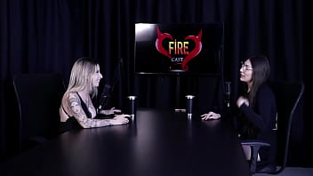 Nunca deu liberdade para a família a mãe não gosta de sexo a diferença do garganta profunda - melina khalifa watch sheer red