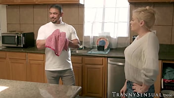 Witness the impressive display of dominance by ts tori easton as she captivates the mature and attractive draven navarro