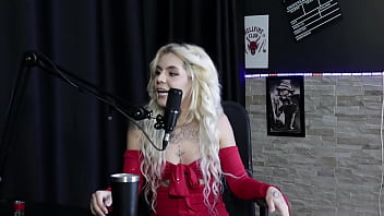 Deu o cu em cima do formigueiro não gosta das coisas do bdsm e quando fez a chuca - kyra sex sheer red