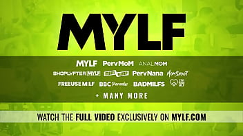 Chloe needs some “plumbing” done at her house and she knows just the muscular guy to call - mylf