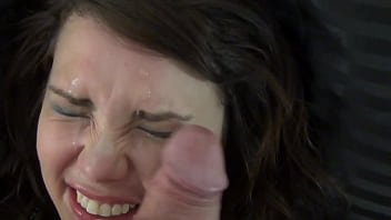 Philli phun - newbie babe eats ass for the first time and gets fucked before a blinding facial