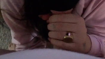 Married slut desperately hides her face while giving sloppy head on camera to keep her affair secret