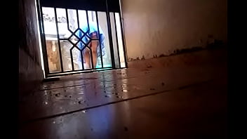 Bbw njeri washing