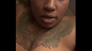Listen i’m not your favorite female rapper stop komparing 2 her cause who i am i really went thru things 2 be og shabrim