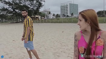 My pussy is tight but you can fuck me hard - minha bucetinha é apertada mas pode meter com vontade