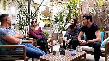 Teaser de la vidéo 4some où je me suis bien régalé avec le couple libertin " tantot frenchie x porn " et alexromeropor