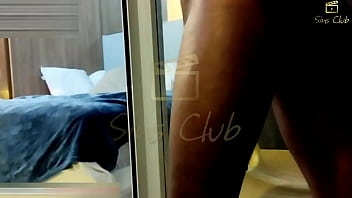 Uma verdadeira cena cuckold onde o marido grava a esposa sendo arrebentada por 24cm de rola grossa - sonho de todo corno é ver sua esposa feliz com rolas grandes e grossas arrombando elas xvideos