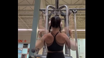 Lat pull-downs improves upper body strength evansfitnessclub augusta georgia #latpulldown #latpulldowns #back #bac