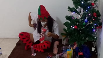 I'm having fun with my christmas presents this is my new collection of erotic toys to have sex next year student masturbates on his dirty christmas